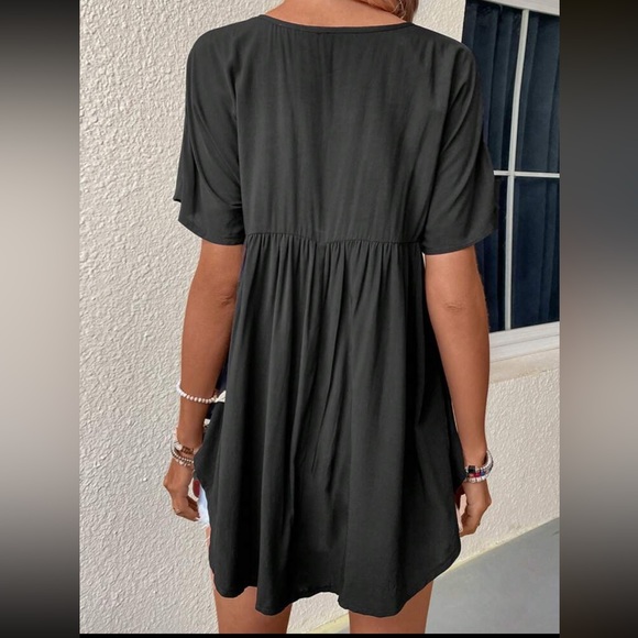 Boho Floral Embroidered Short Sleeve Oversized Blouse - Picture 4 of 12